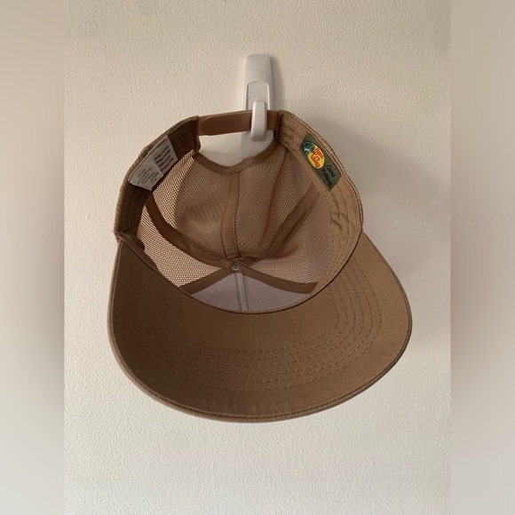 LIKE NEW Bass Pro Shops Trucker Hat Tan - Picture 3 of 3